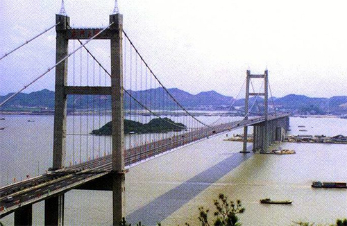 大桥桥面铺装病害与处治工程实例