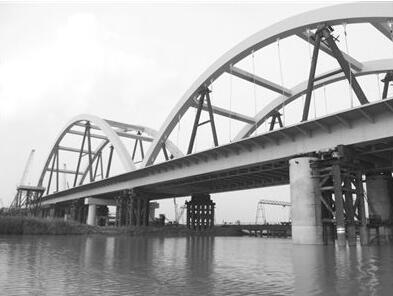 【案例分析】公路桥梁钢箱梁顶推施工技术